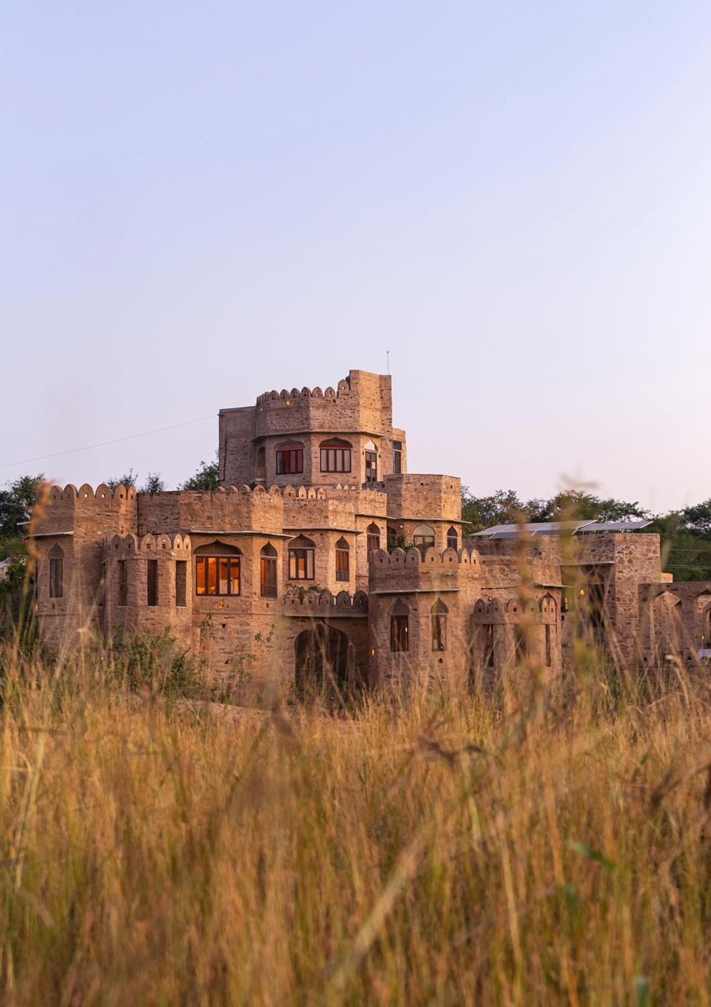 Manmatha A Luxury Retreat Bed & Breakfast Udaipur Bagian luar foto